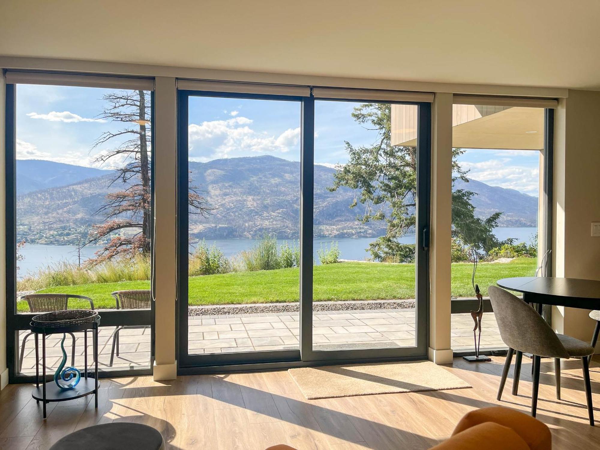 Kelowfornia Lakeview Retreat Kelowna Eksteriør billede