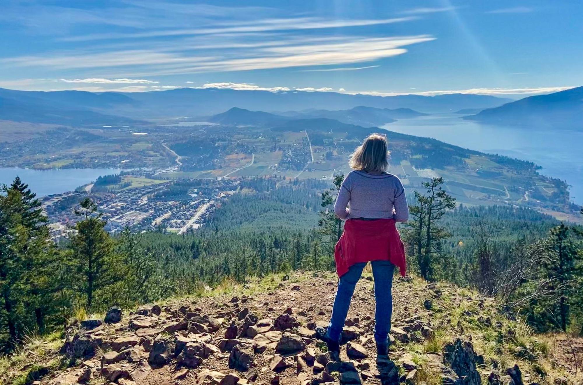 Kelowfornia Lakeview Retreat Kelowna Eksteriør billede